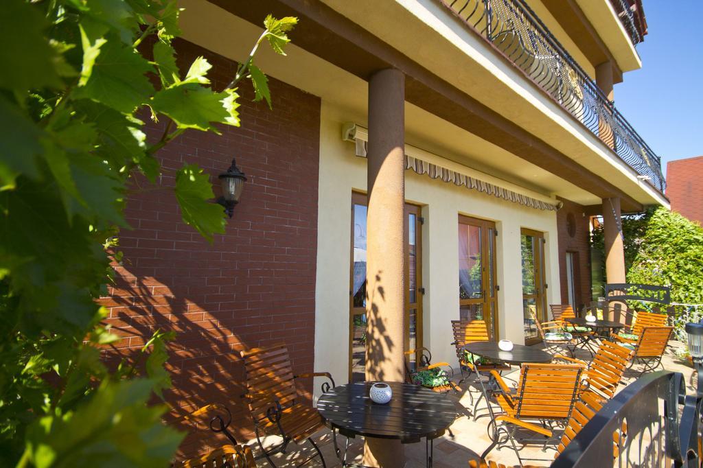 Villa Tropikana เวบา ภายนอก รูปภาพ